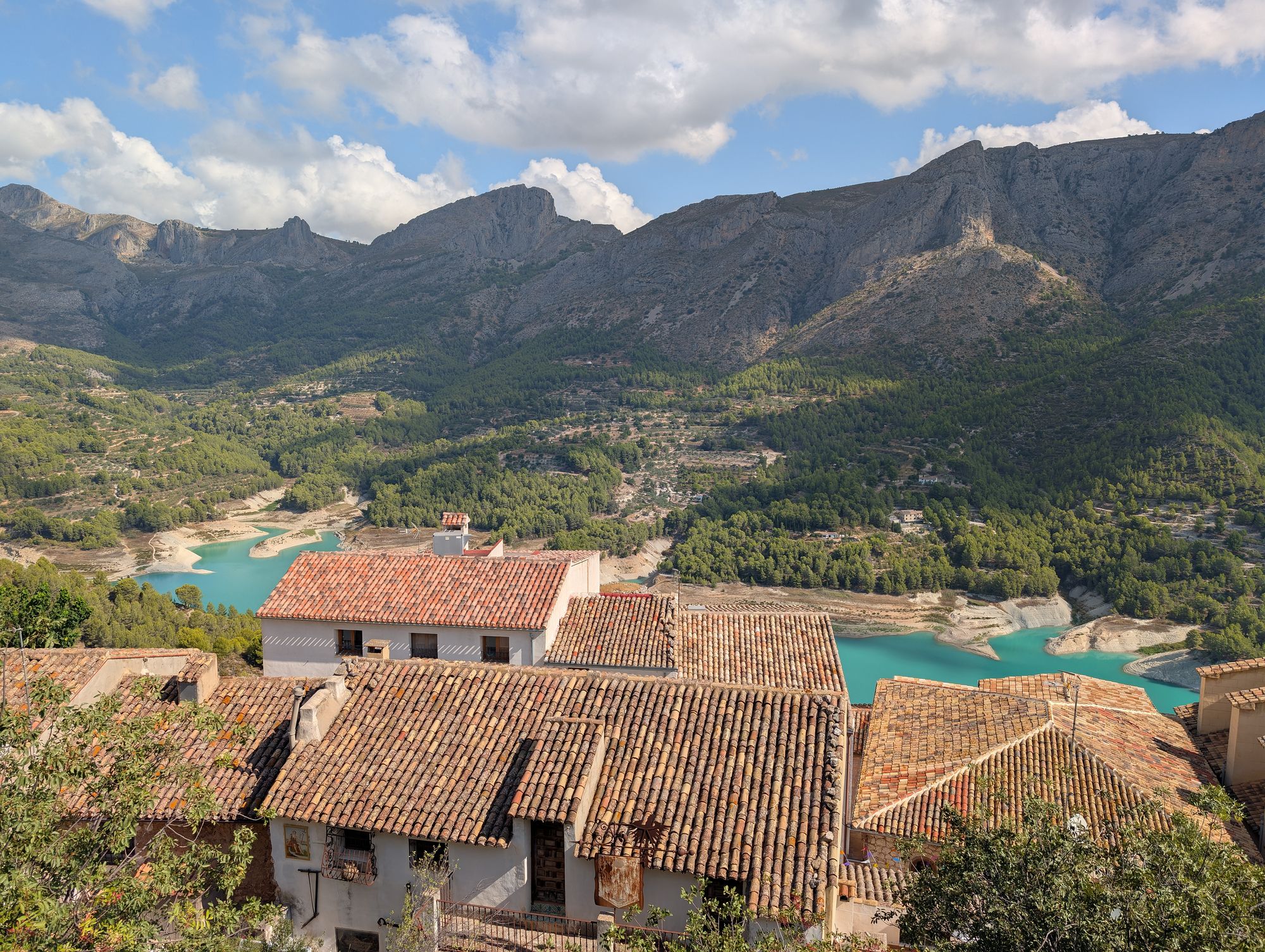 Guadalest – A Tiny Village Worth Leaving the Coast For